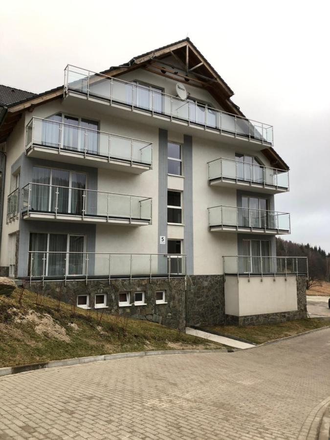 Atrakcyjny Apartament Czarna Gora Stronie Slaskie Bagian luar foto