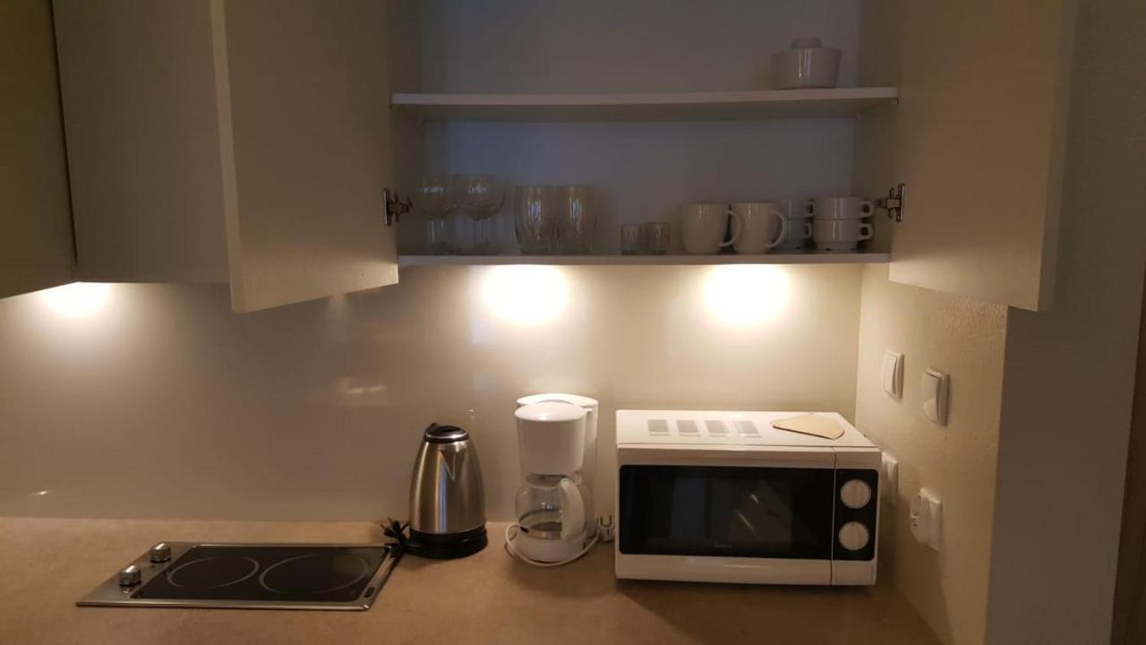 Atrakcyjny Apartament Czarna Gora Stronie Slaskie Bagian luar foto